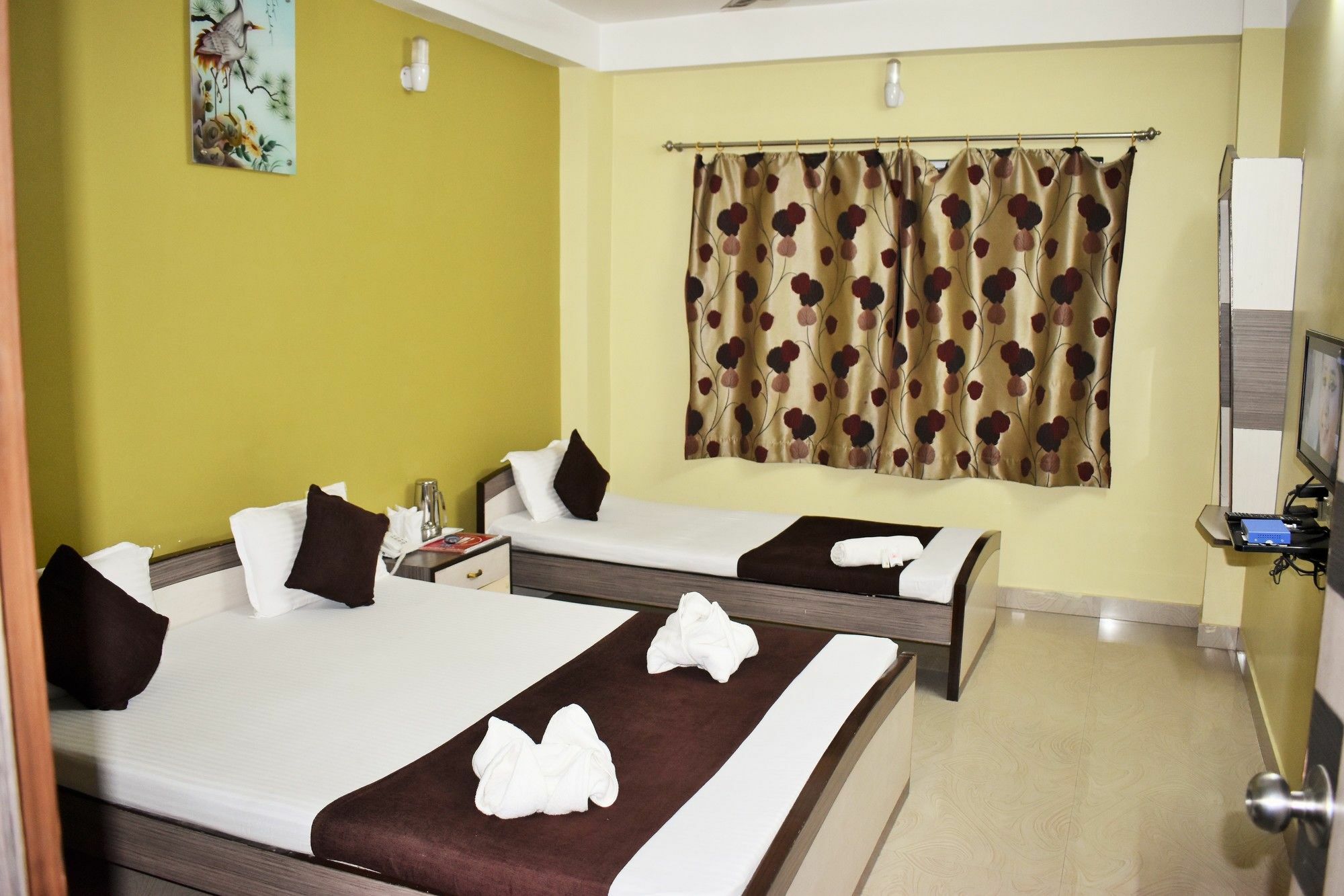 Hotel Debjyoti Siliguri Esterno foto